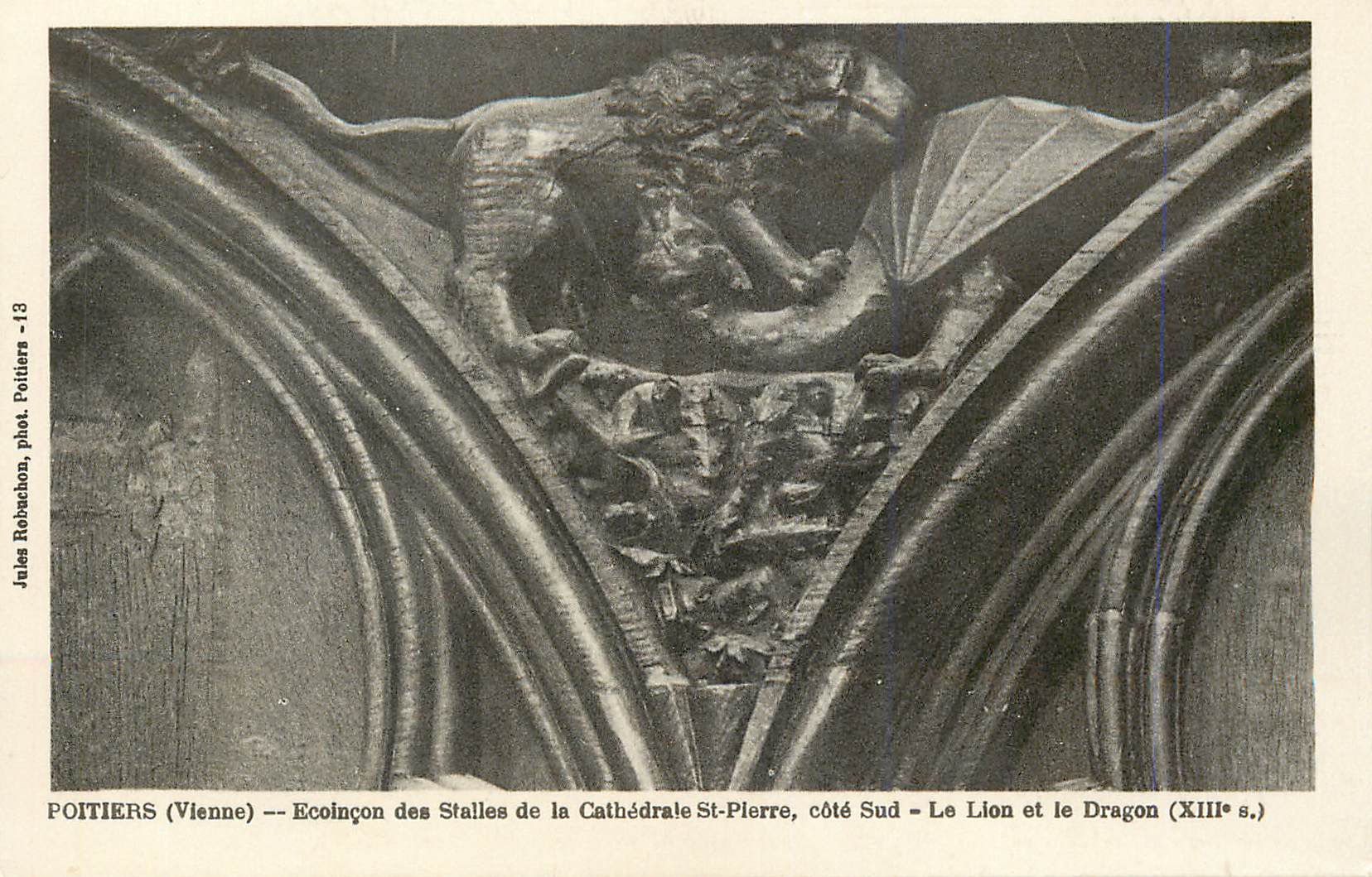 CPA Poitiers Vienne Ecoincon des Stalles de la Cathedrale St Pierre COte Sud Le Lion et le Dragon 