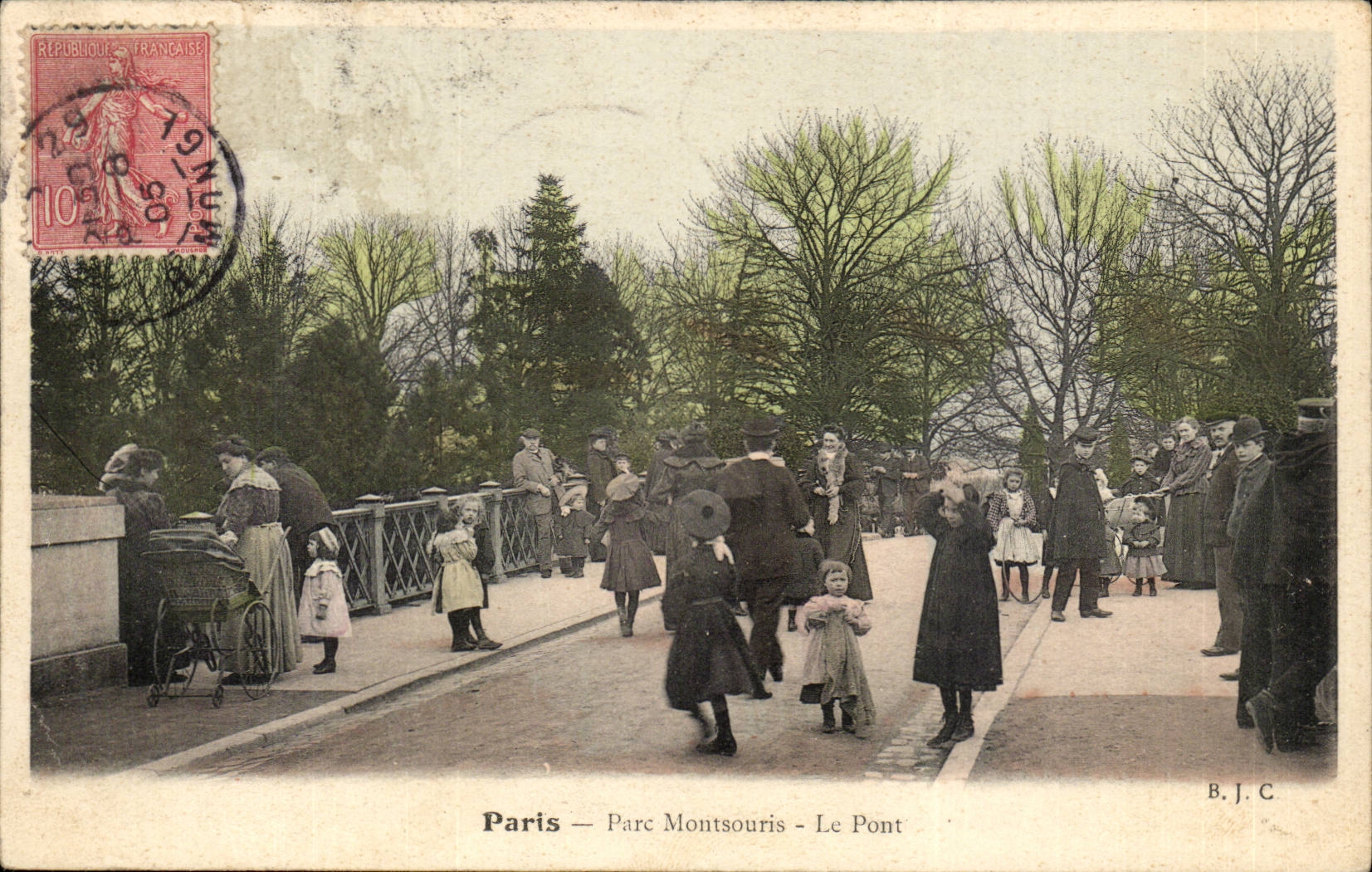 Paris (14) - Le Parc Montsouris- Le Pont-Femme-Enfant-CPA