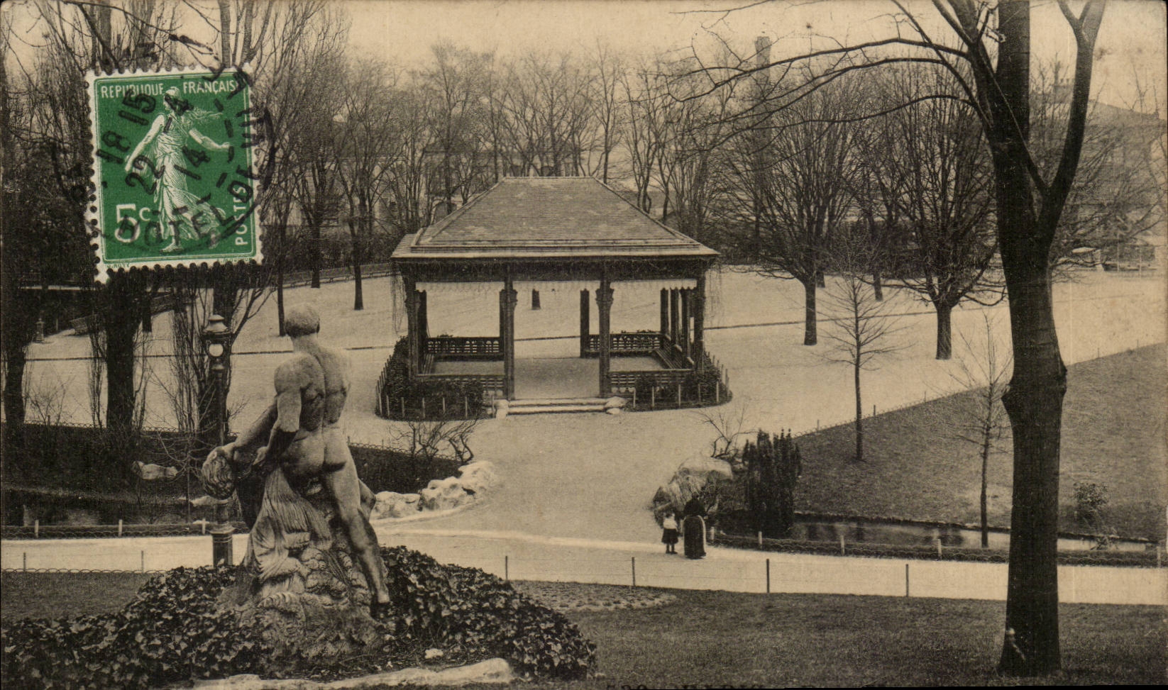 Paris (14) - Parc de Montsouris- Kiosque de Musique et Statue --CPA
