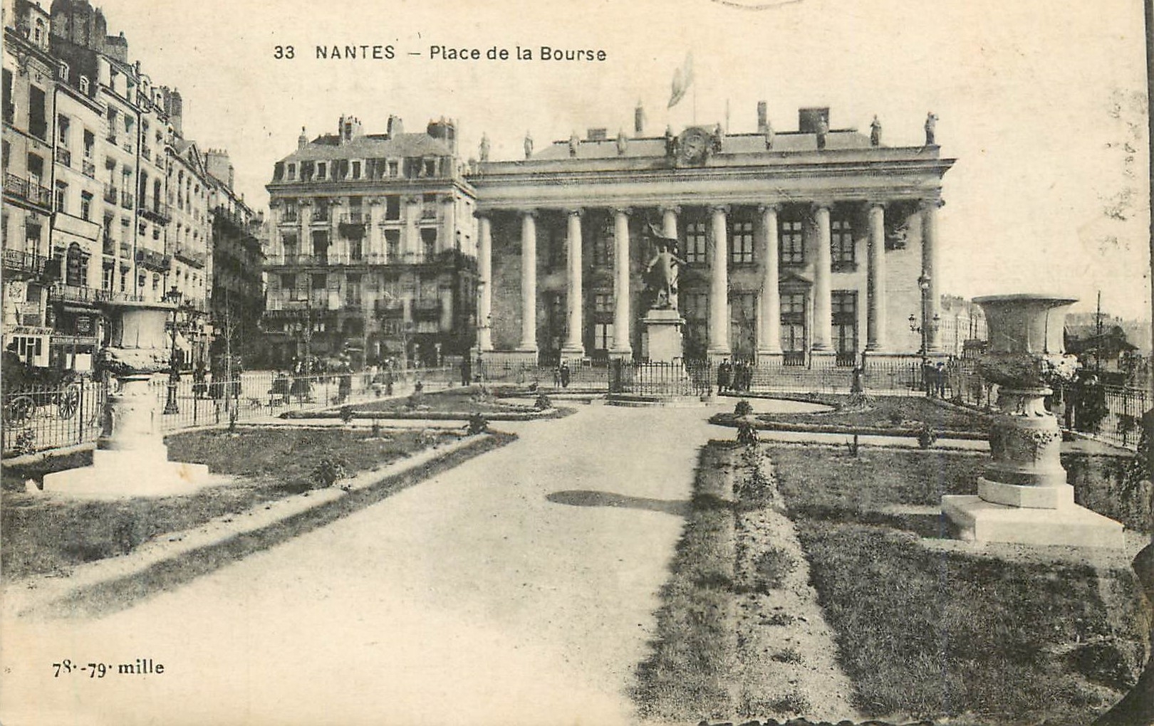CPA Nantes Place de la Bourse 