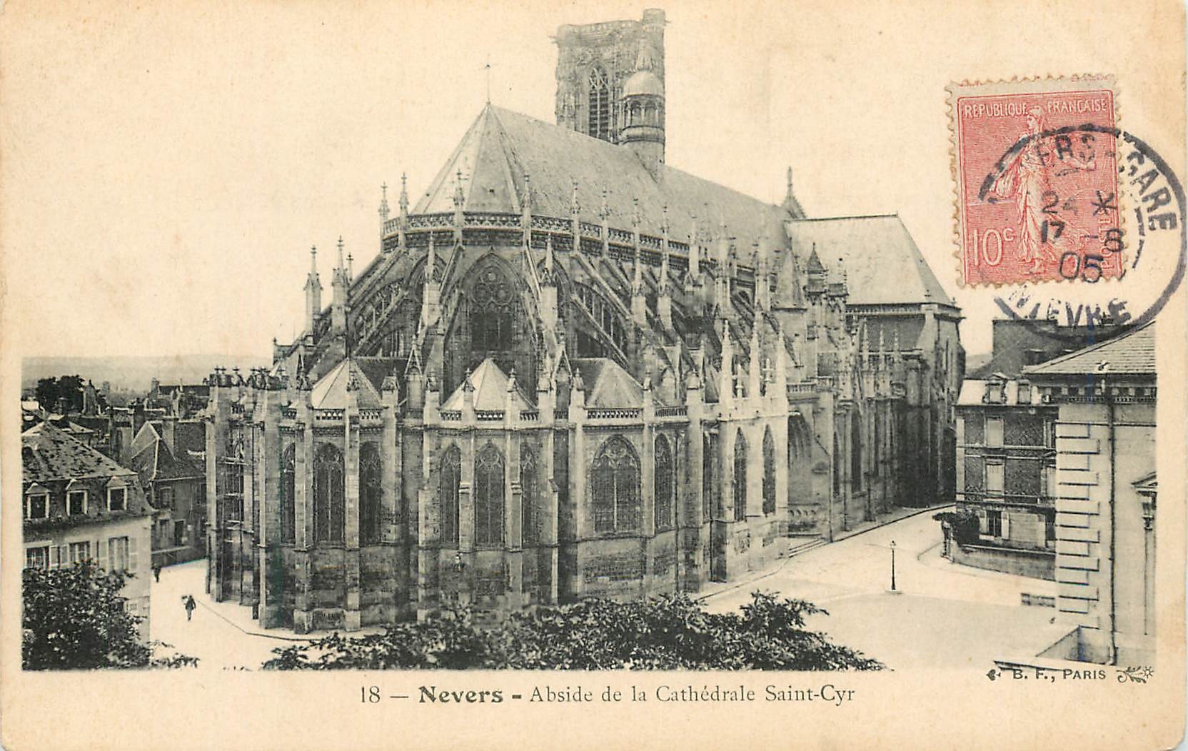CPA Nevers Abside de la Cathedrale Saint Cyr 