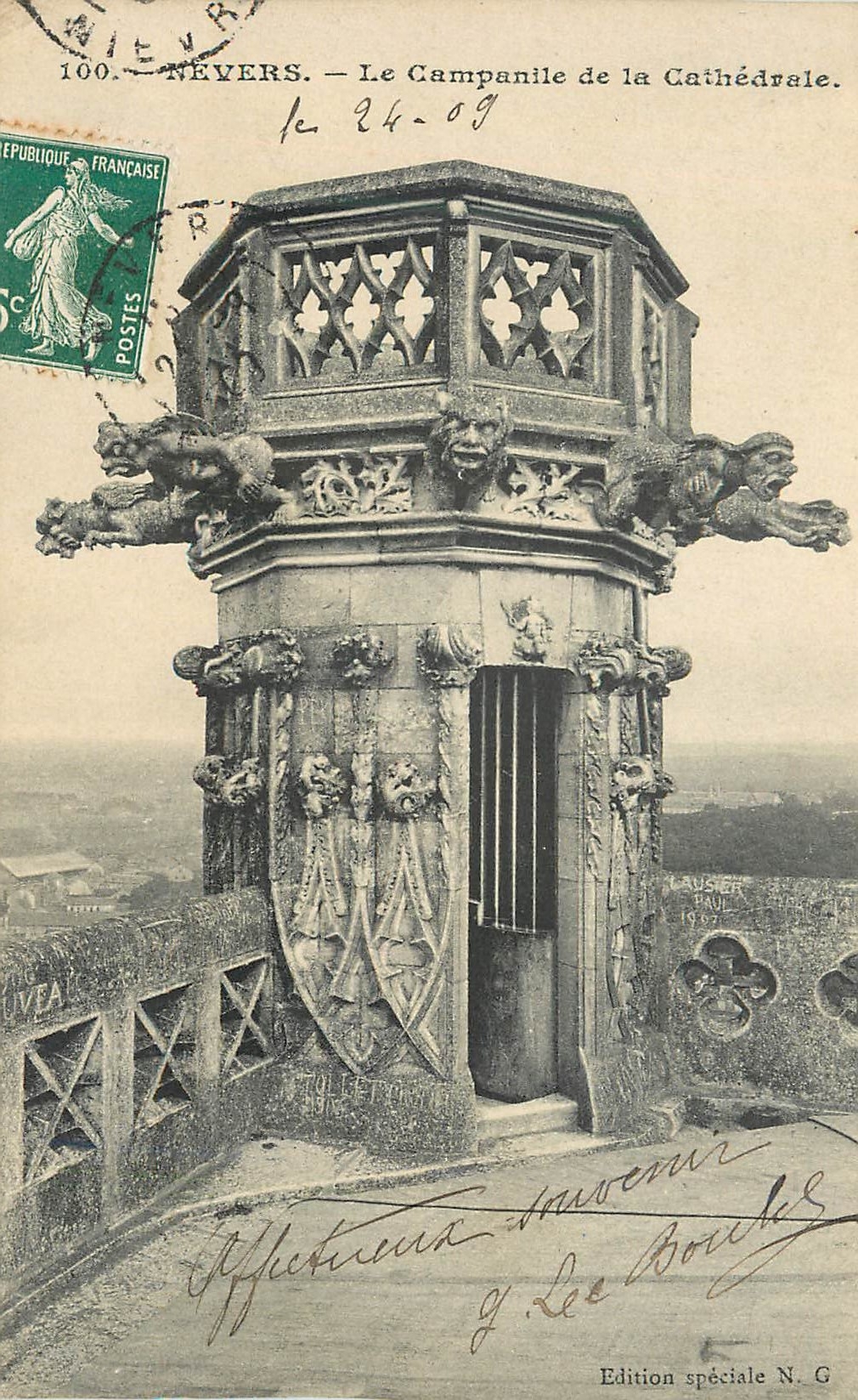 CPA Nevers Le Campanile de la Cathedrale 