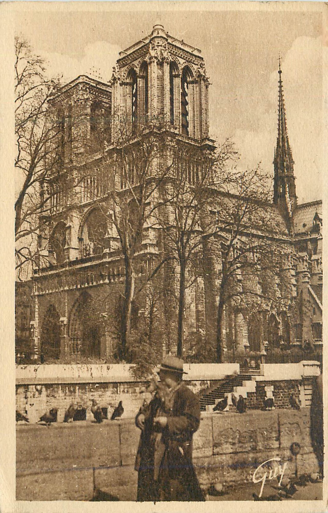 CPA Paris et ses Mervielles La Cathedrale 