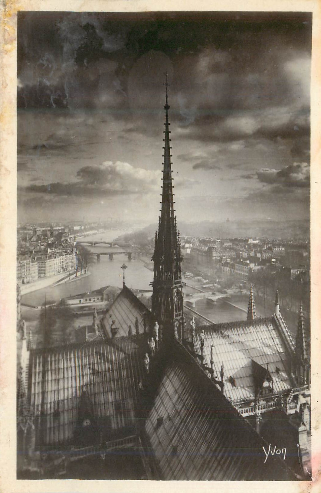 CPA Paris Transent de Notre Dame 