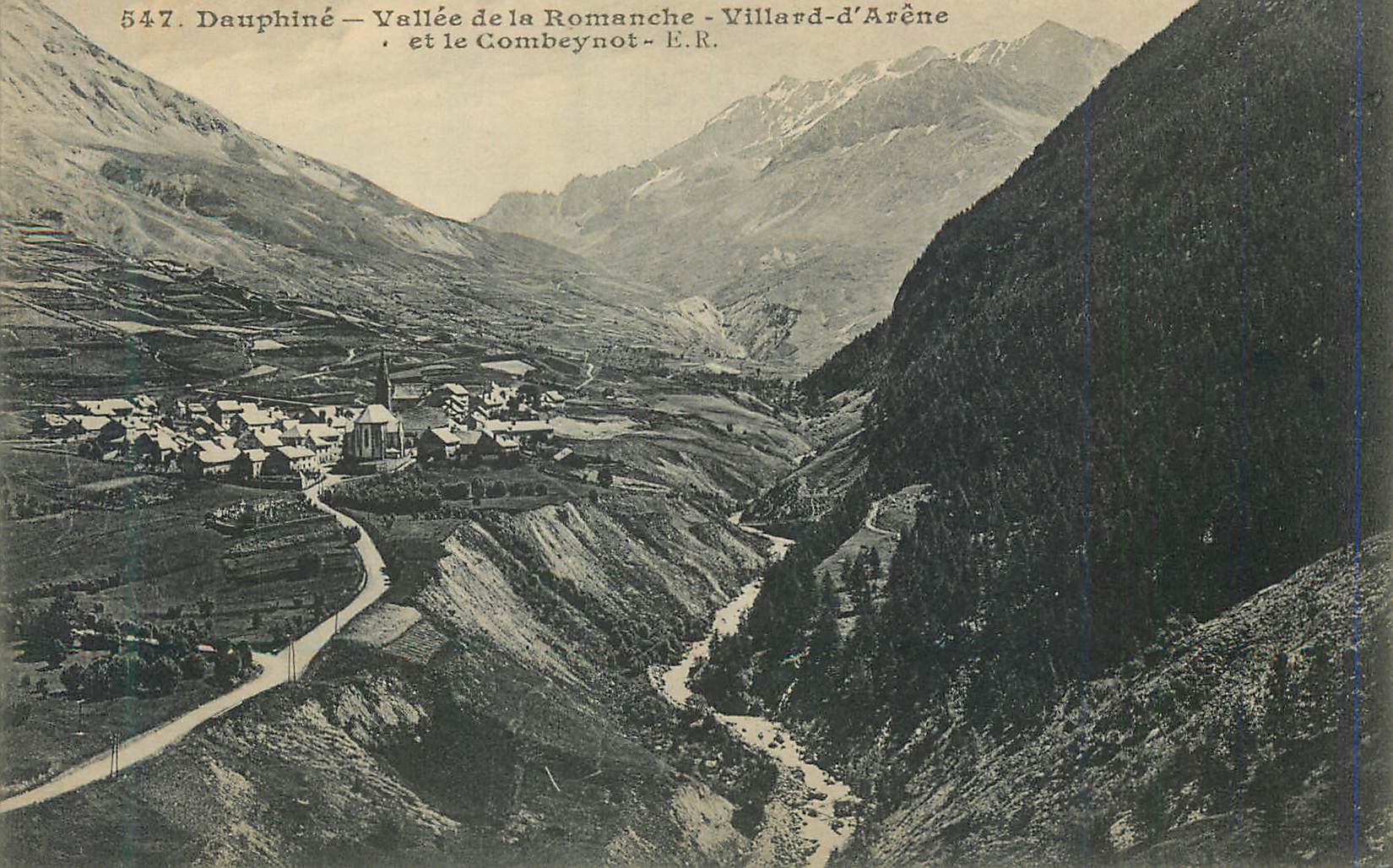 CPA Dauphine Vallee de la Romanche Villard d'Arene et le Combeynot 