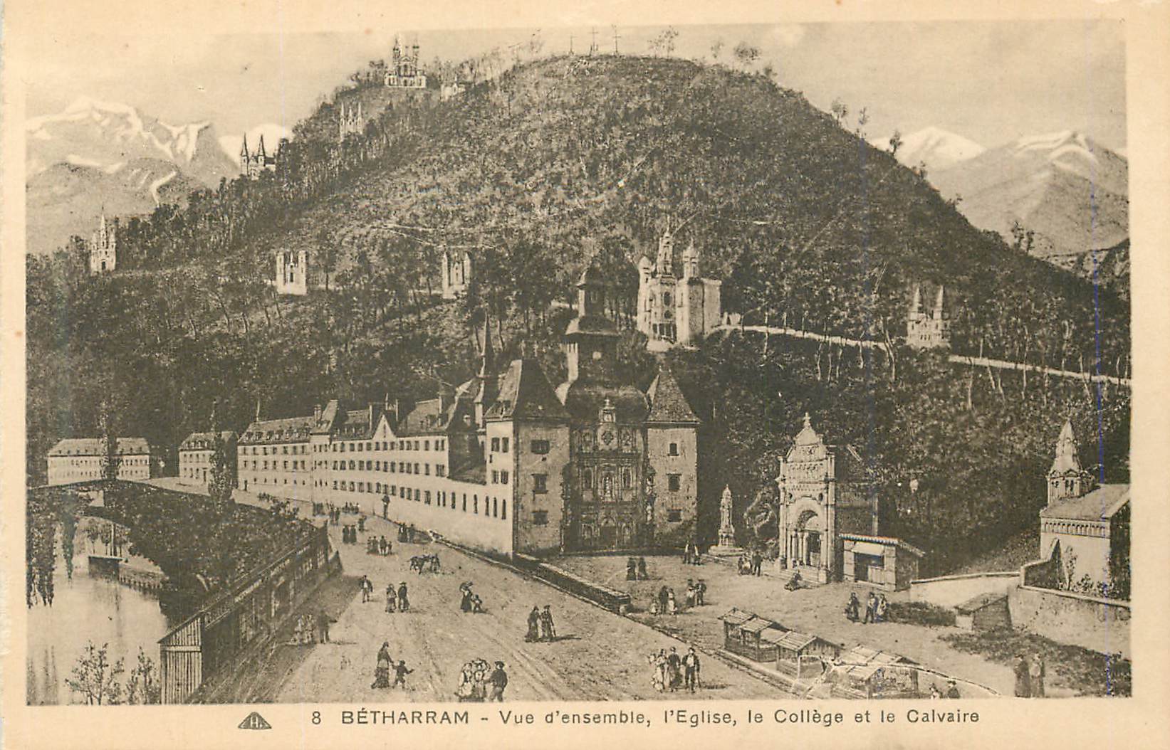 CPA Betharram Vue d ensemble l Eglise le College et le Calvaire 