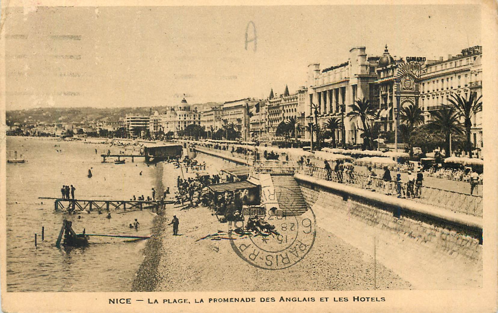 CPA Nice La Plage La Promenade des Anglais et les Hotels 