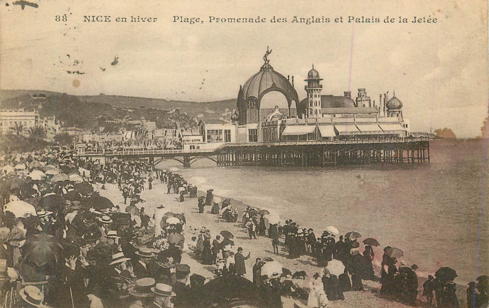CPA Nice en hiver Plage Promenade des Anglais et Palais de la Jetee 