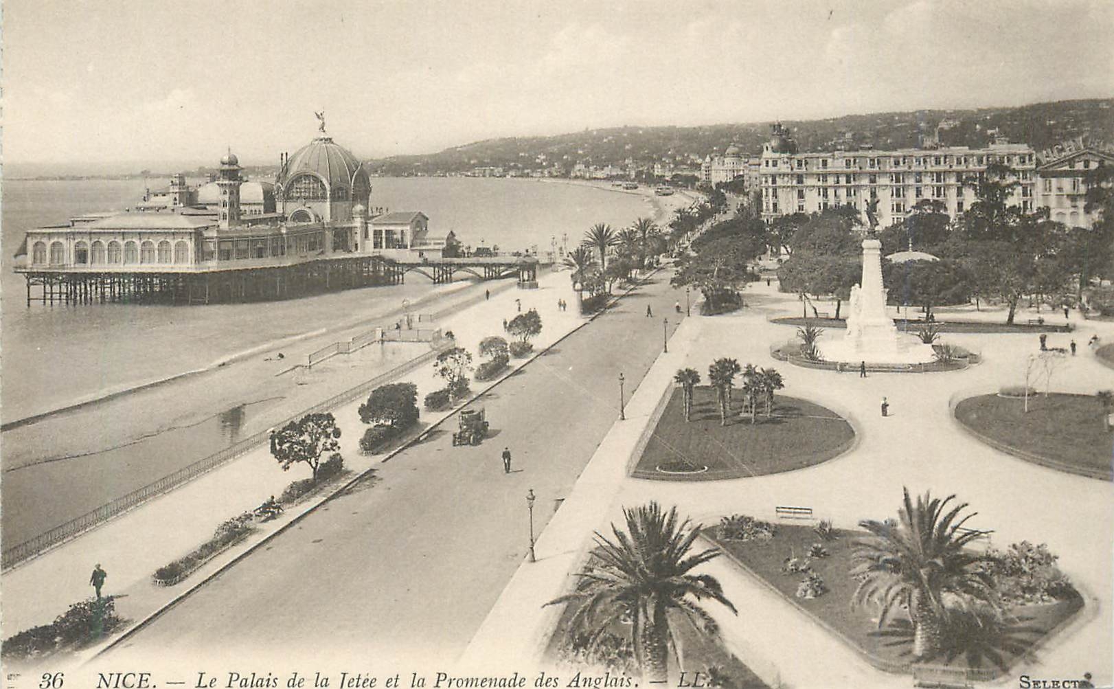 CPA Nice Le Palais de la Jetee et la Promenade des Anglais 