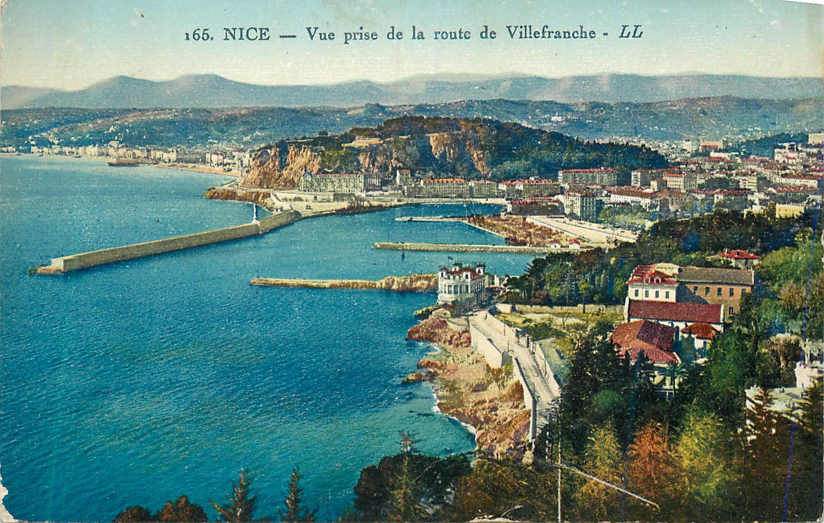 CPA Nice Vue prise de la route de Villefranche 