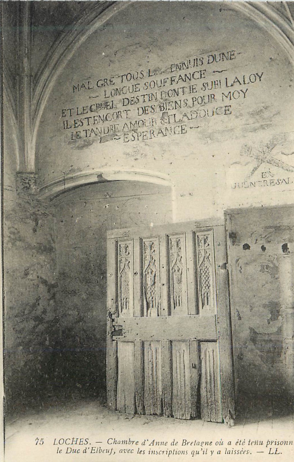 CPA Loches Chambre d Anne de Bretagne ou a tenu prisonnier le duc d'Elbeuf