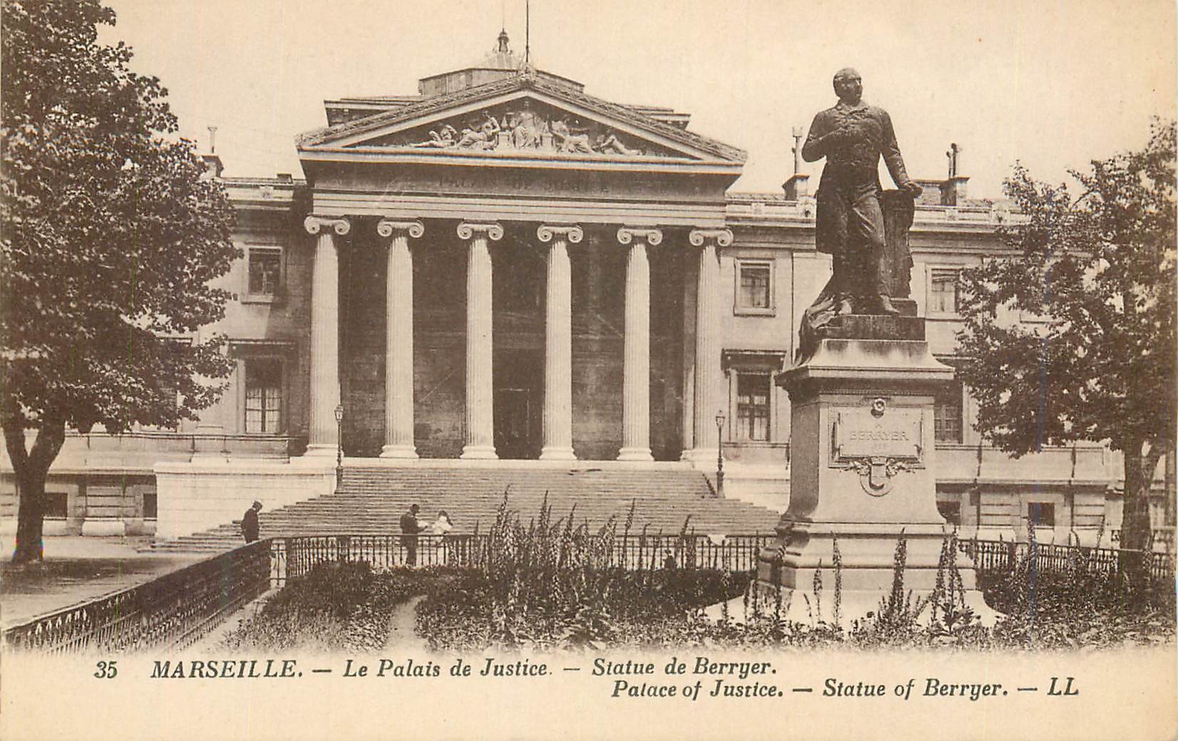 CPA Marseille Le Palais de Justice Statue de Berryer 