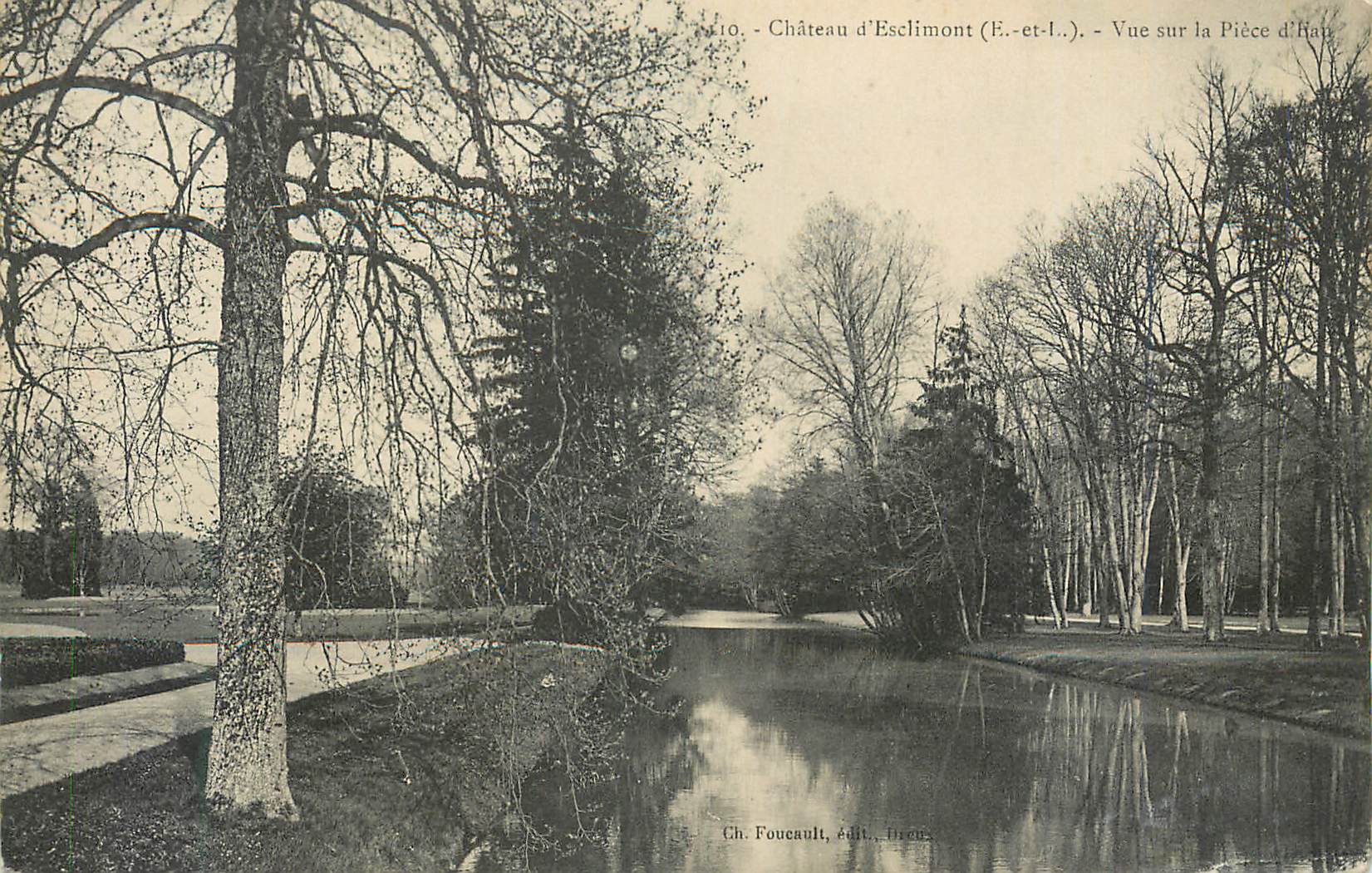 CPA Chateau d Esclimont Vue sur la Piece 