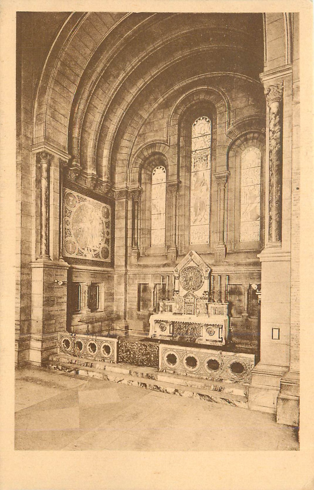 CPA Basilique du Sacre Coeur de Montmartre Chapelle de la Bienheureuse Marguerite Marie 