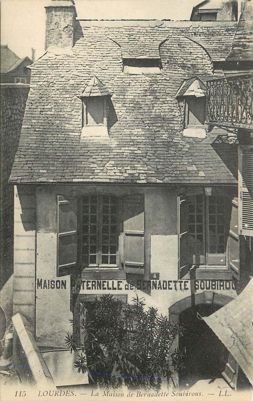CPA Lourdes La Maison de Bernadette Soubirous 