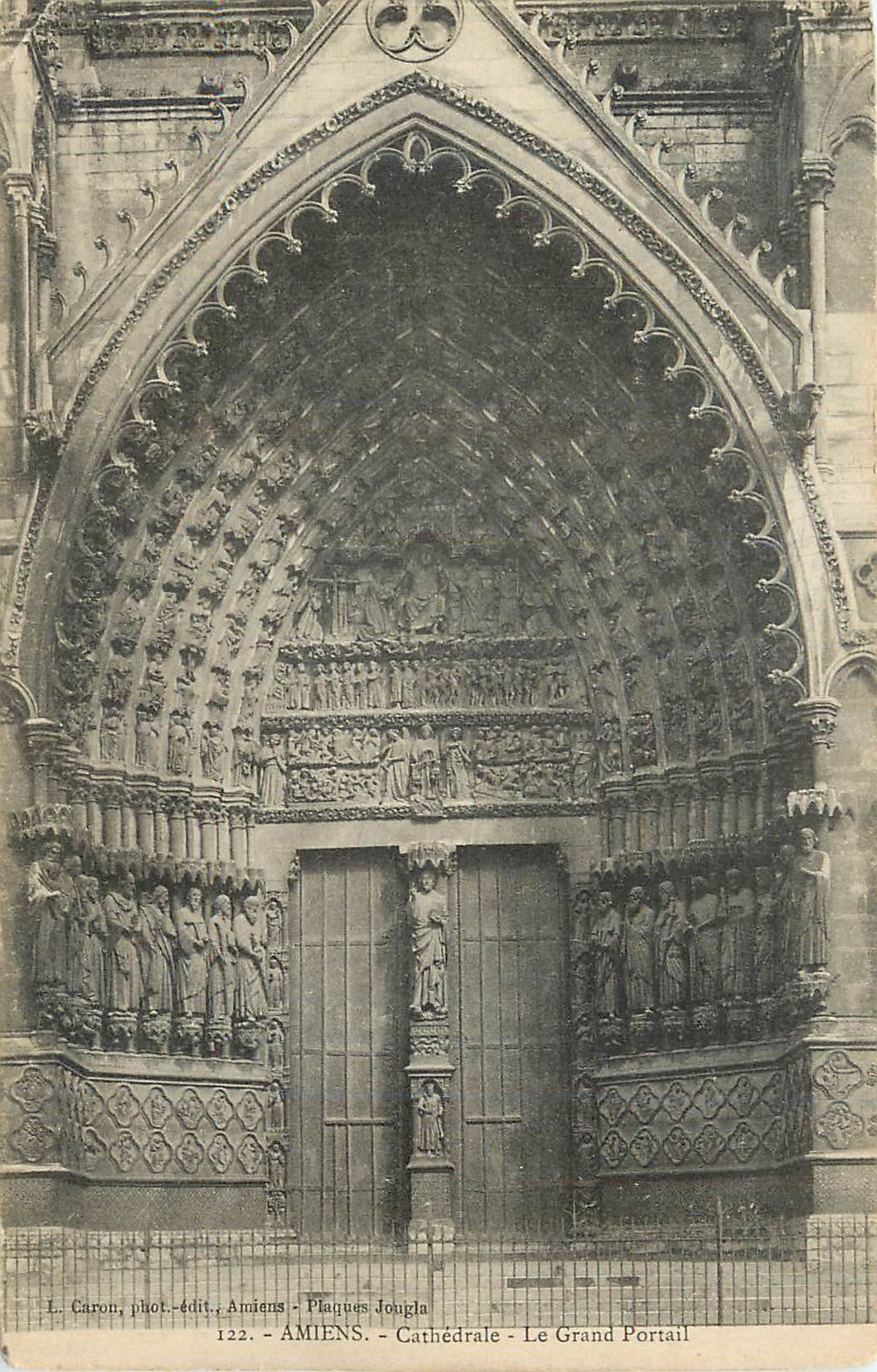 CPA Amiens Cathedrale Le Grand Portail 