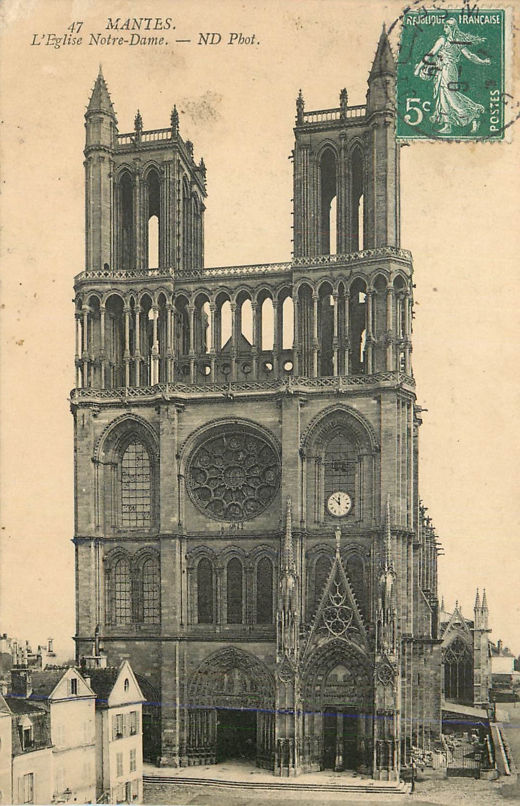 CPA Mantes L Eglise Notre Dame 