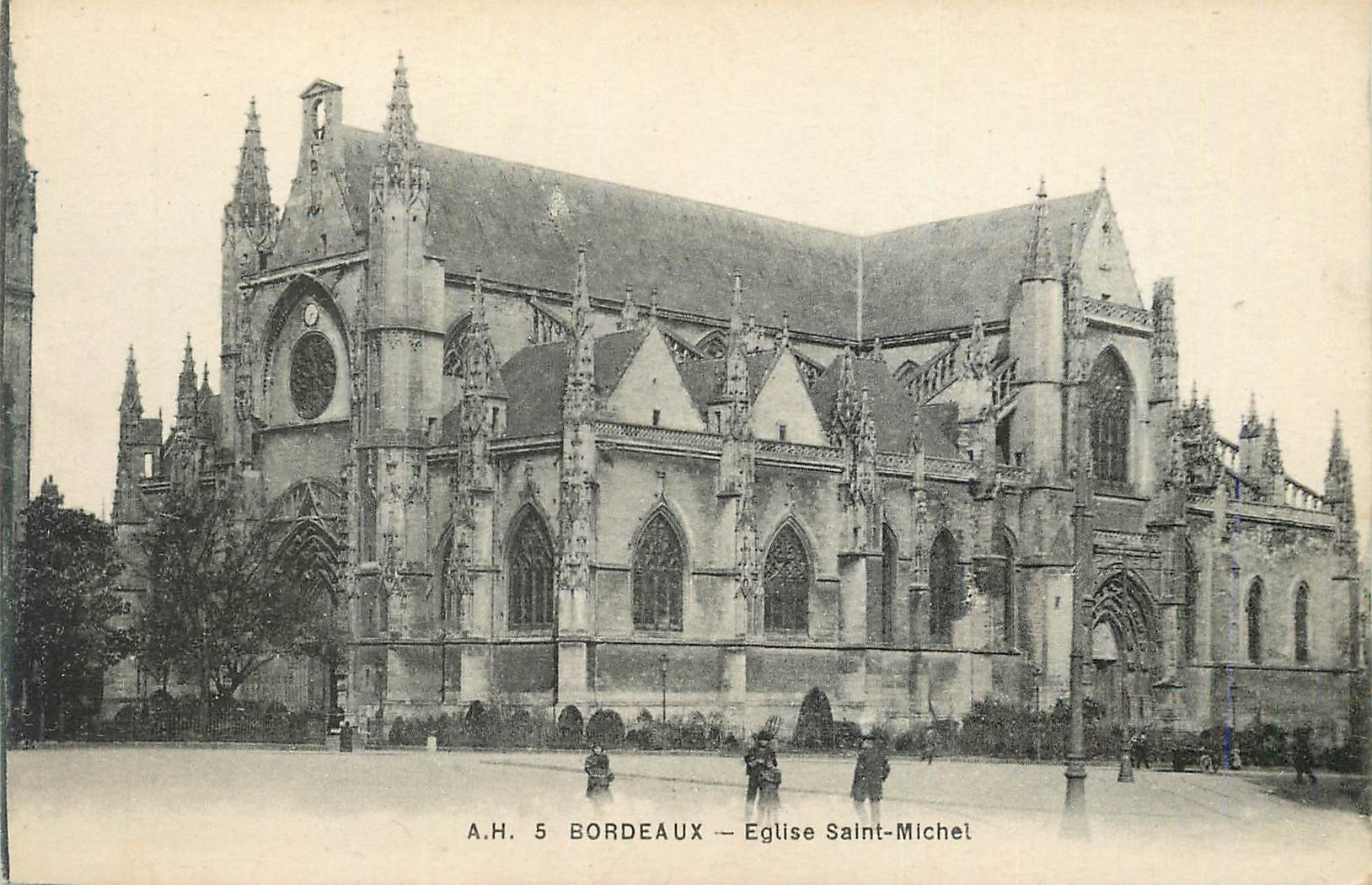 CPA Bordeaux Eglise Saint Michel 