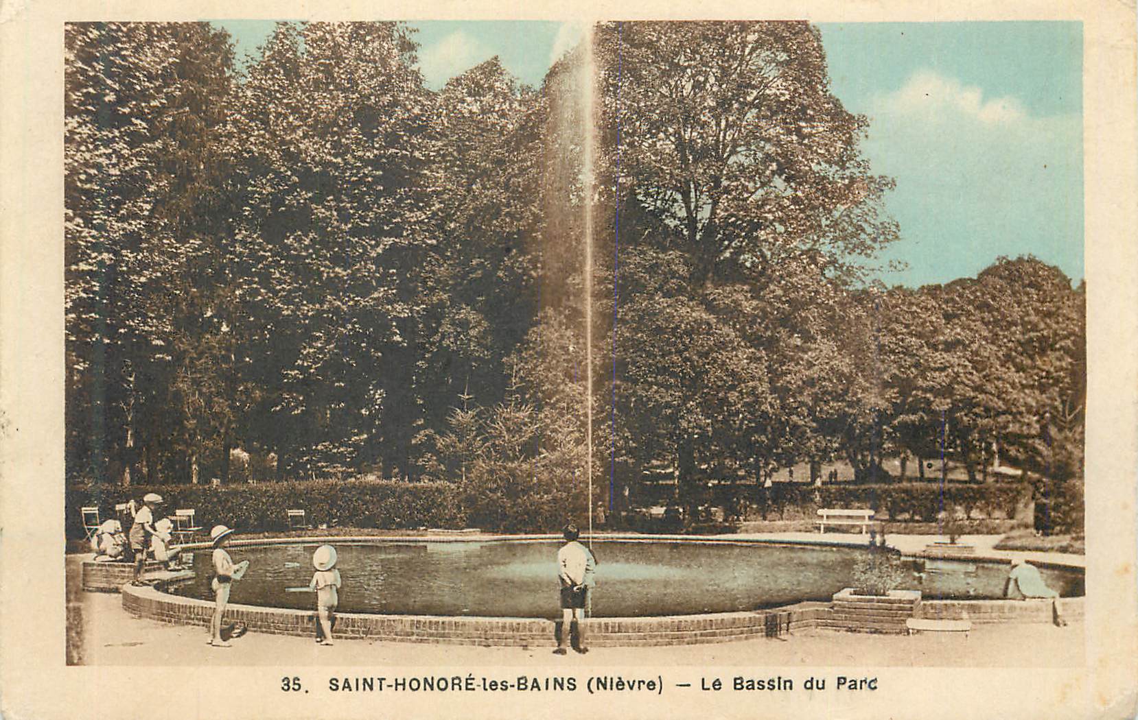 CPA Saint Honore les Bains Nievre Le Bassin du parc 