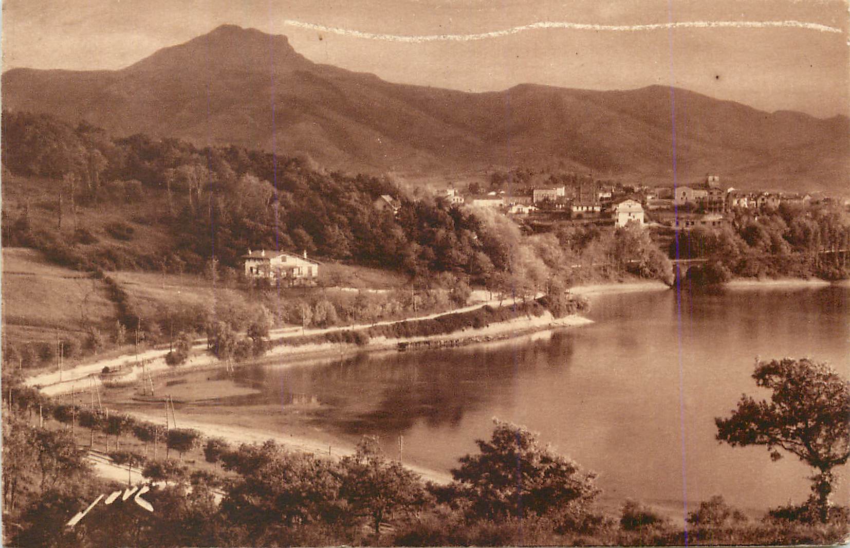 CPA Hendaye Plage BP Le Pic de la Haya et Hendaye Ville vus de Belle vue 