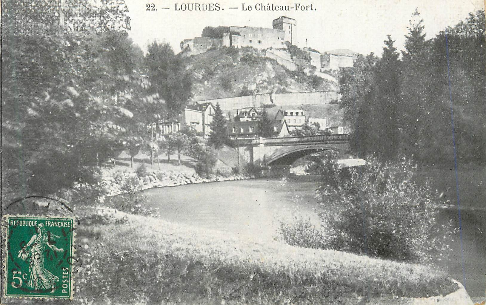 CPA Lourdes Le Chateau Fort 