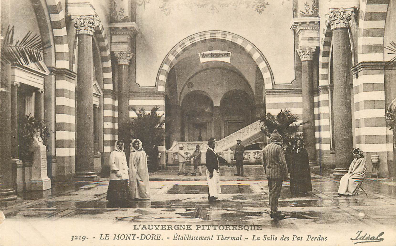 CPA Le Mont Dore Etablissement Thermal La Salle des Pas Perdus 