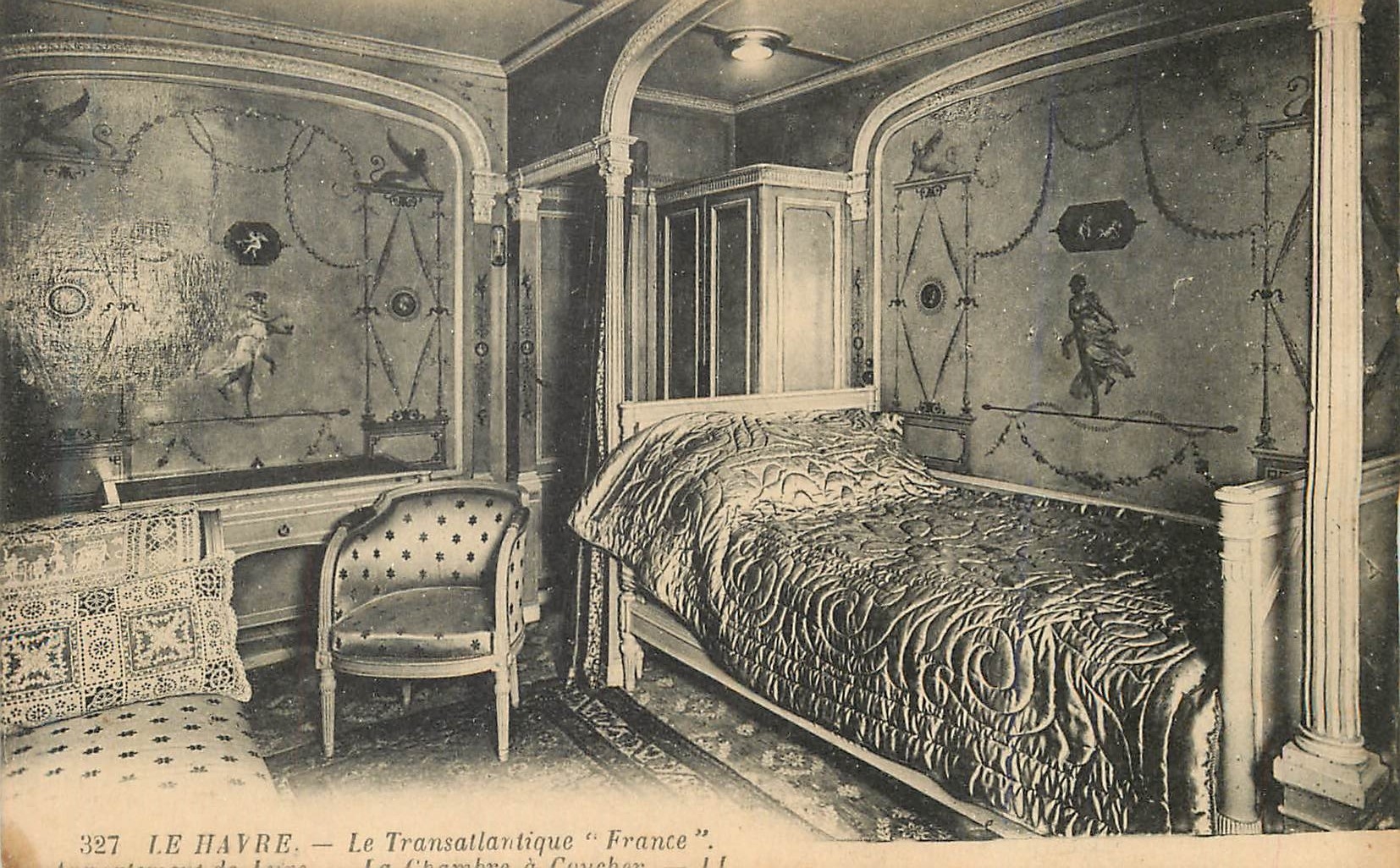CPA Le Havre Le Transatlantique France La Chambre a coucher
