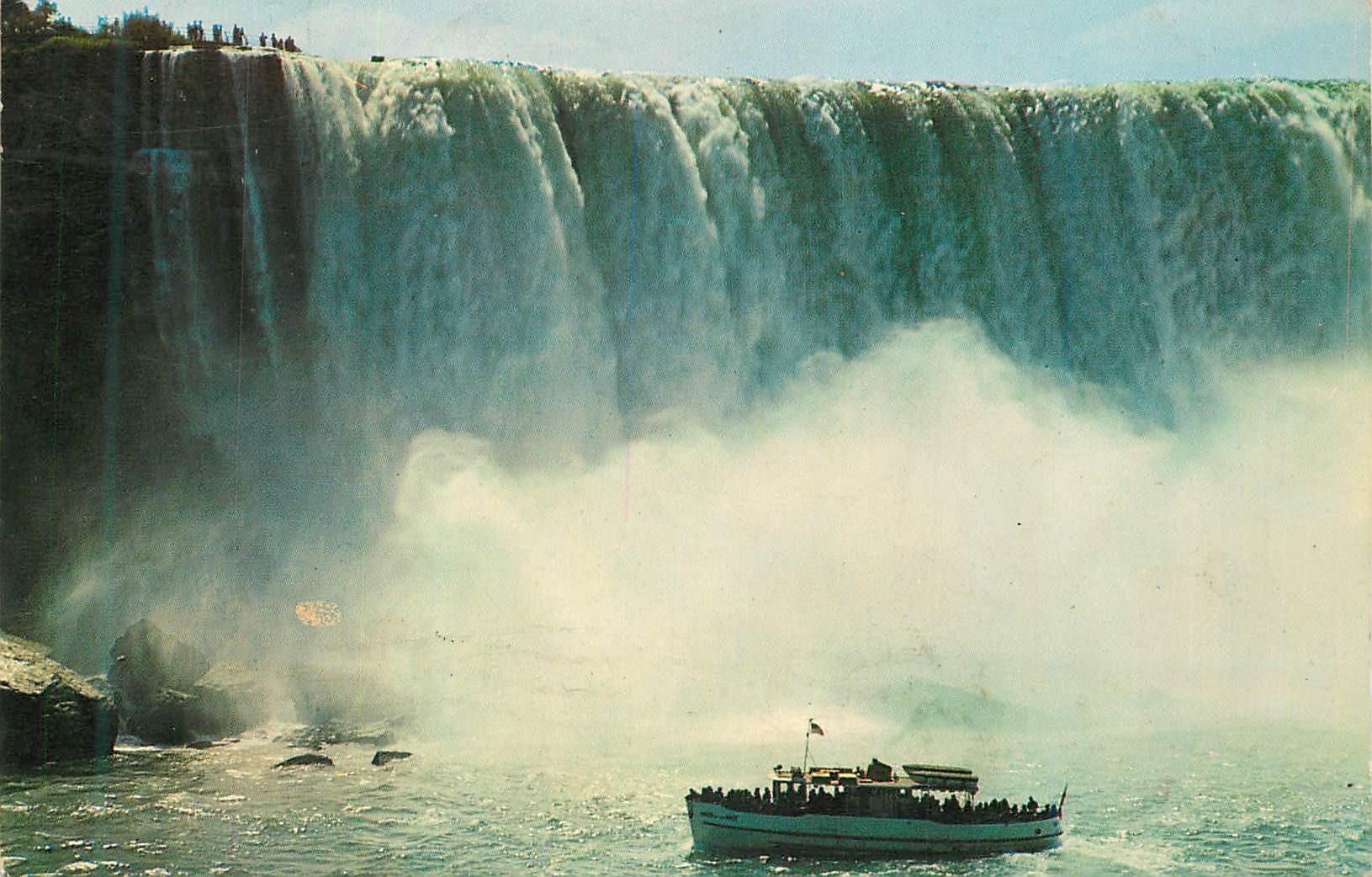 CMA Horshoe Falls These falls are viewed from the deck of the Maid of the Midst 