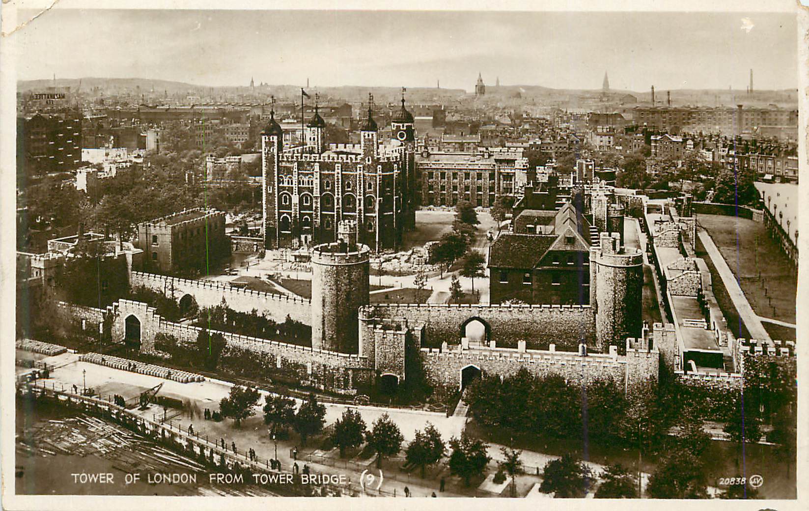 CPA The tower of London from tower bridge