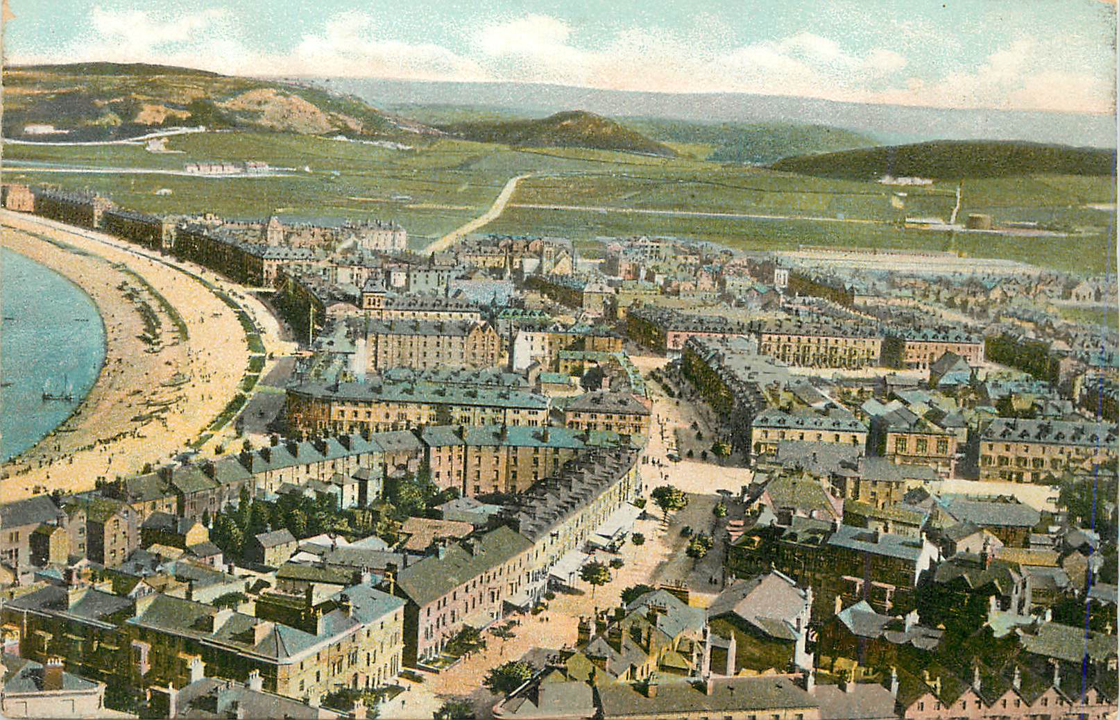Vue aérienne de Sainte-Adresse — plage et ville — éditeur non visible