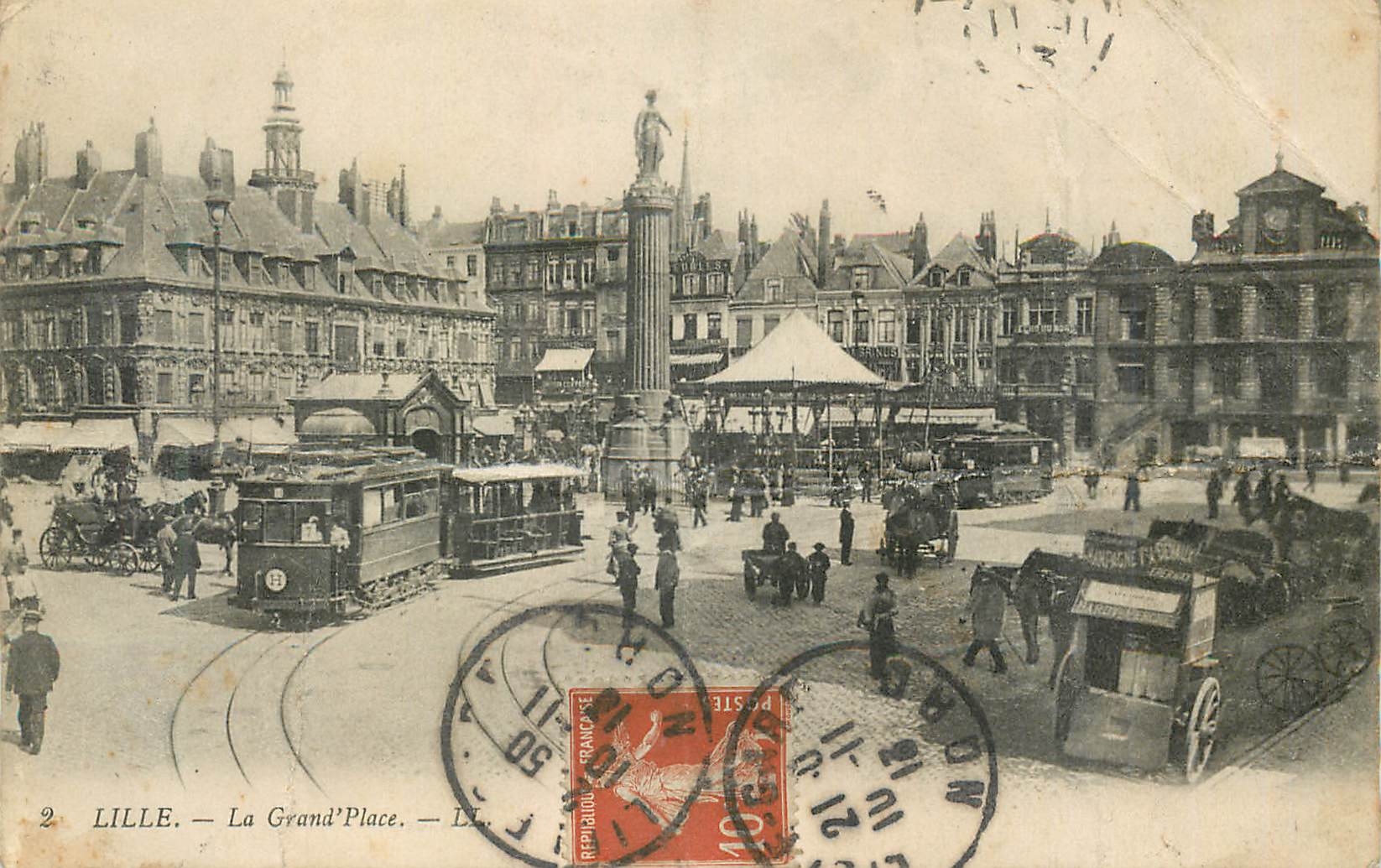 CPA Lille la grand place Tramways
