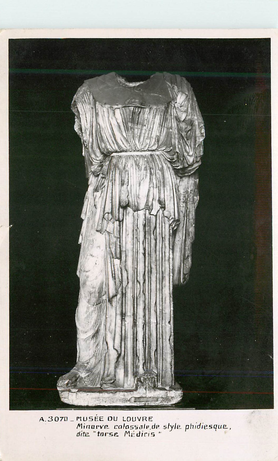 CPM Musee du Louvre minerve colossale de style phidiesque dite torse mediris