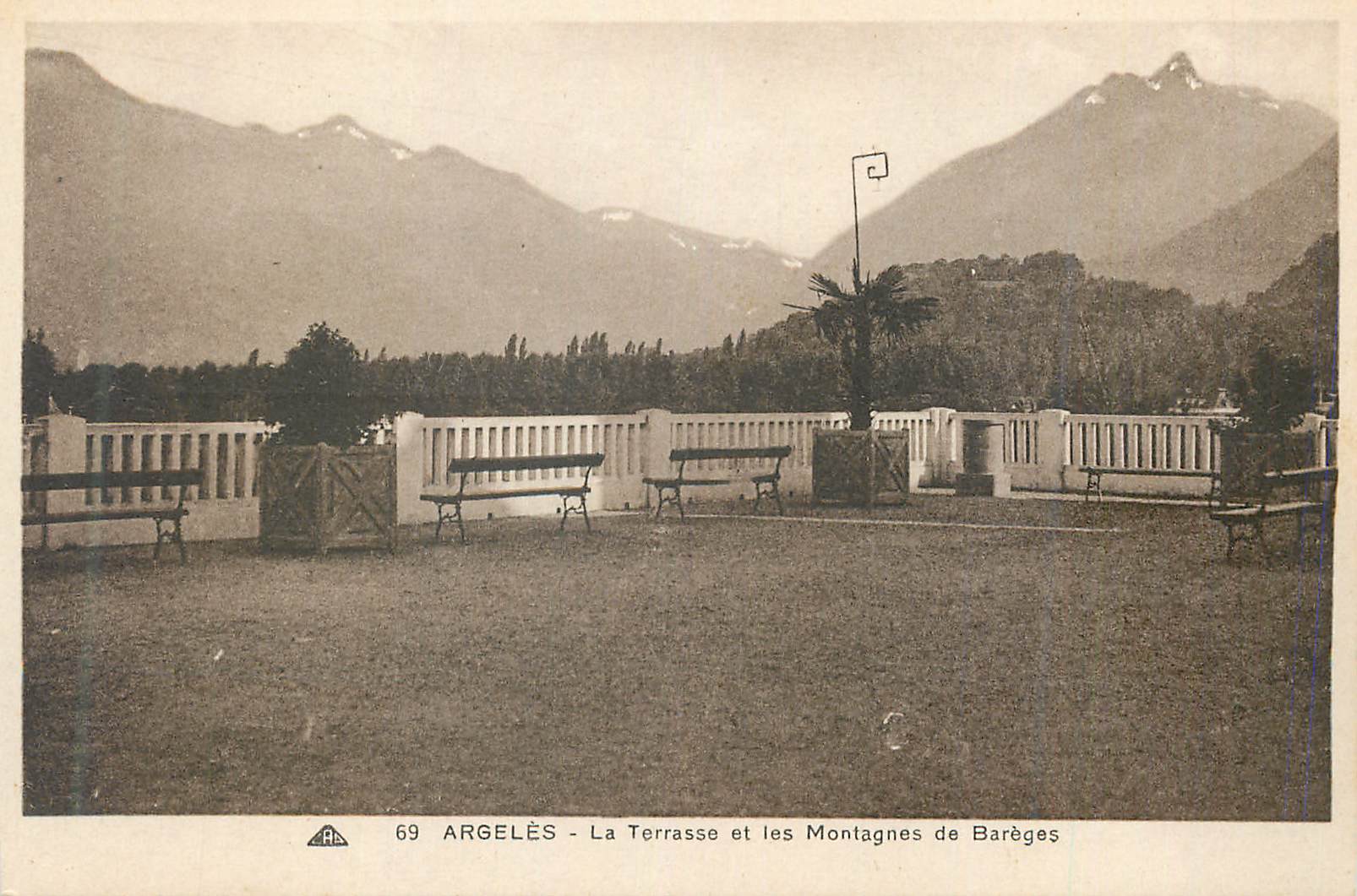 Argelès - La Terrasse et les Montagnes de Barèges — éditeur Alsaçienne des Arts Mécaniques, Strasbourg