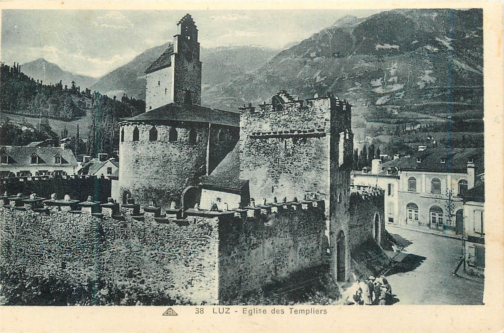 Luz - Église des Templiers — 38 — éditeur Cie Alsacienne des Arts Photomécaniques, Strasbourg