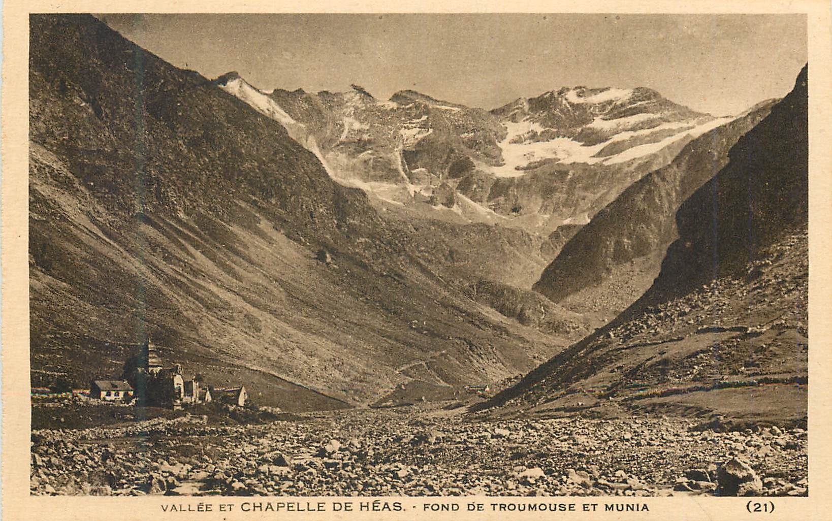CPA Vallee et chapelle de heas fond de troumouse et munia