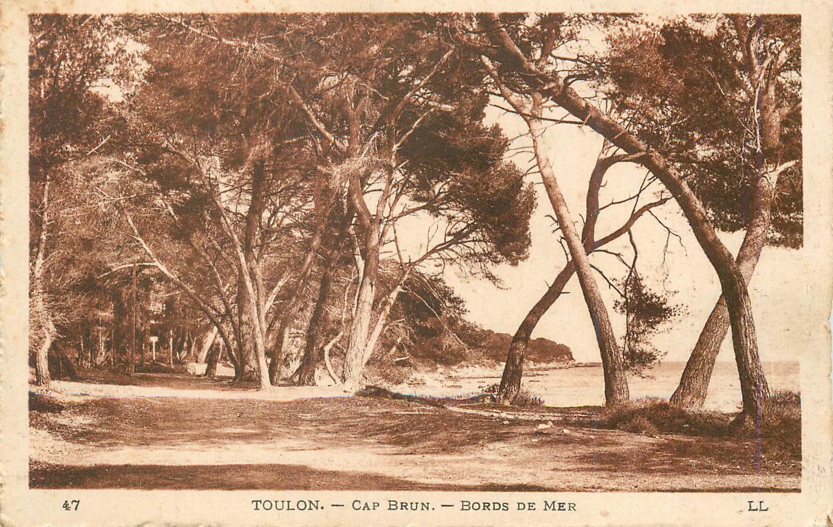 CPA Toulon cap brun bords de mer