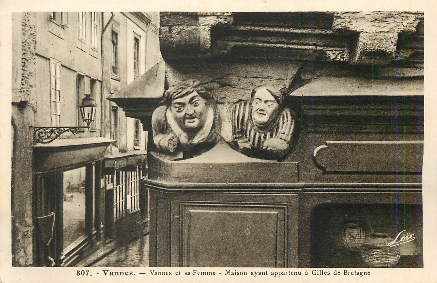 CPA Vannes et sa femme maison ayant appartenu a gilles de bretagne