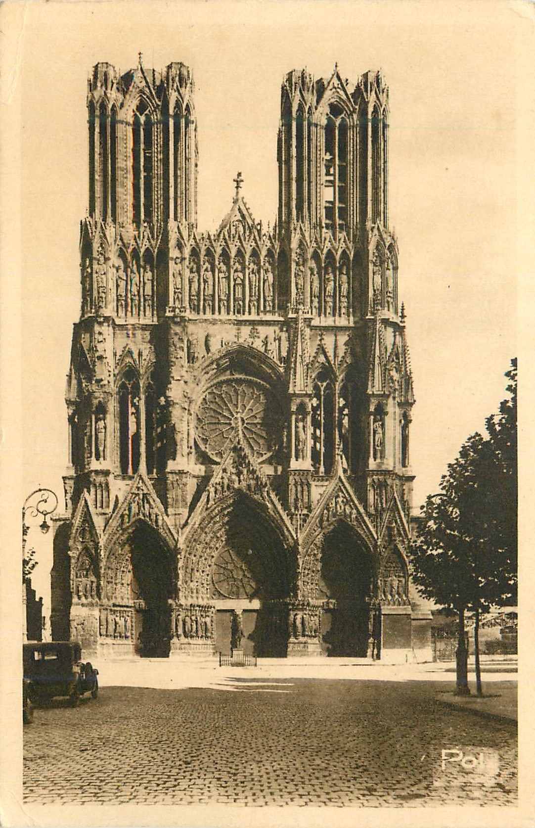 Reims - La Cathédrale — Éditeur Pol, n° 610