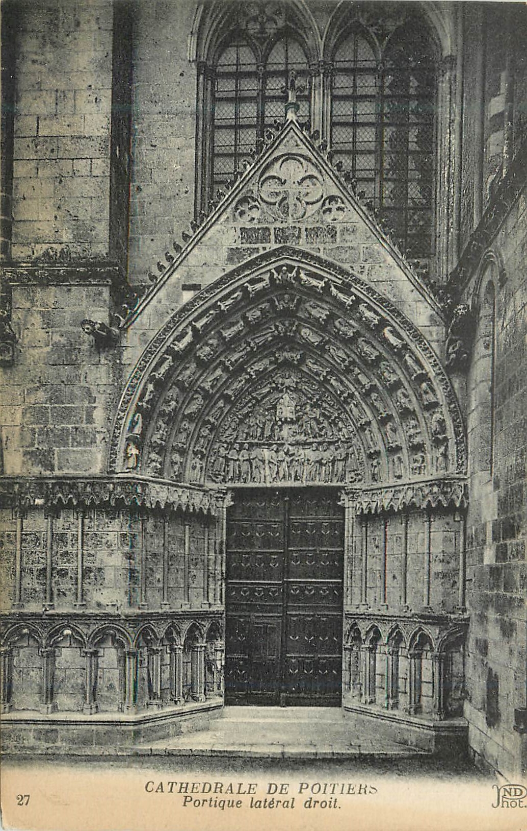 Cathédrale de Poitiers — Portique latéral droit — JND Phot.