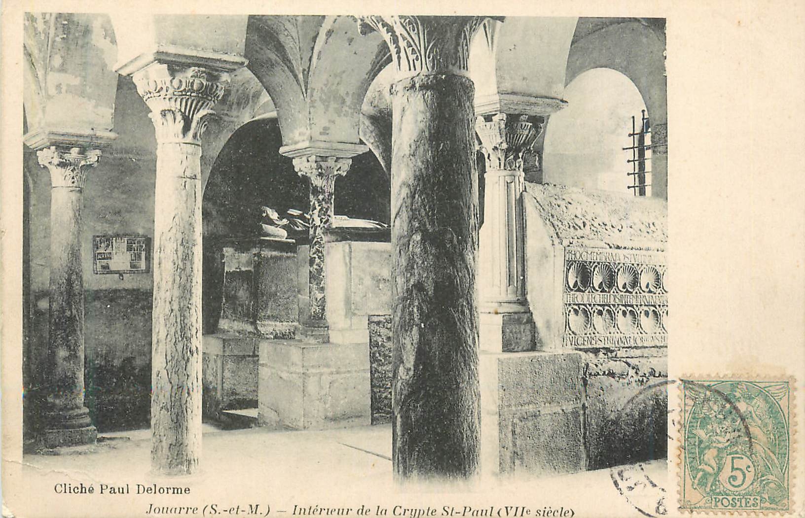 Innenansicht der Kirchenschiff-Krypta St-Paul — Jouarre (S.-et-M.) — Foto von Paul Delorme