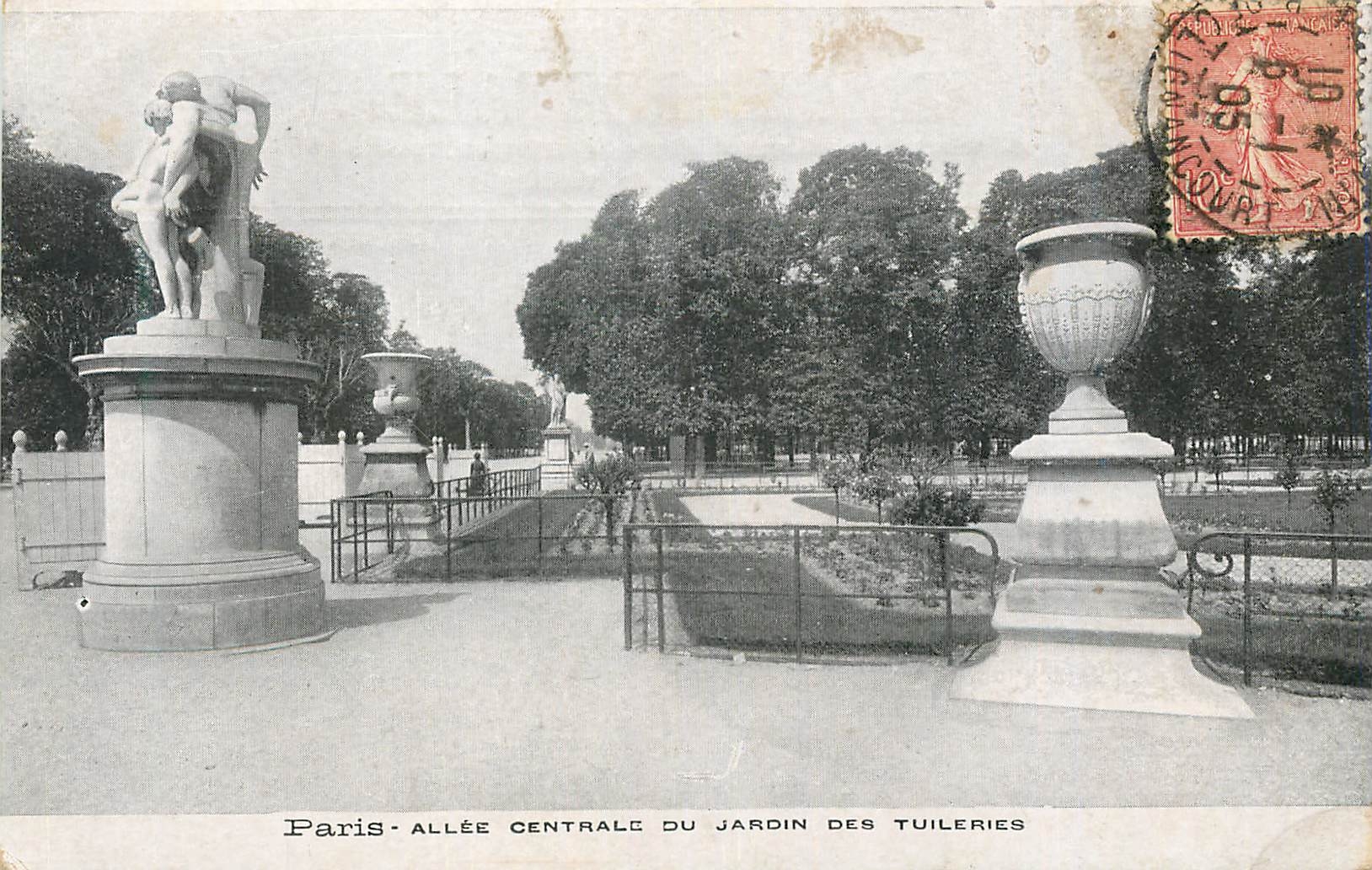 Paris — Allée centrale du jardin des Tuileries — éditeur non visible