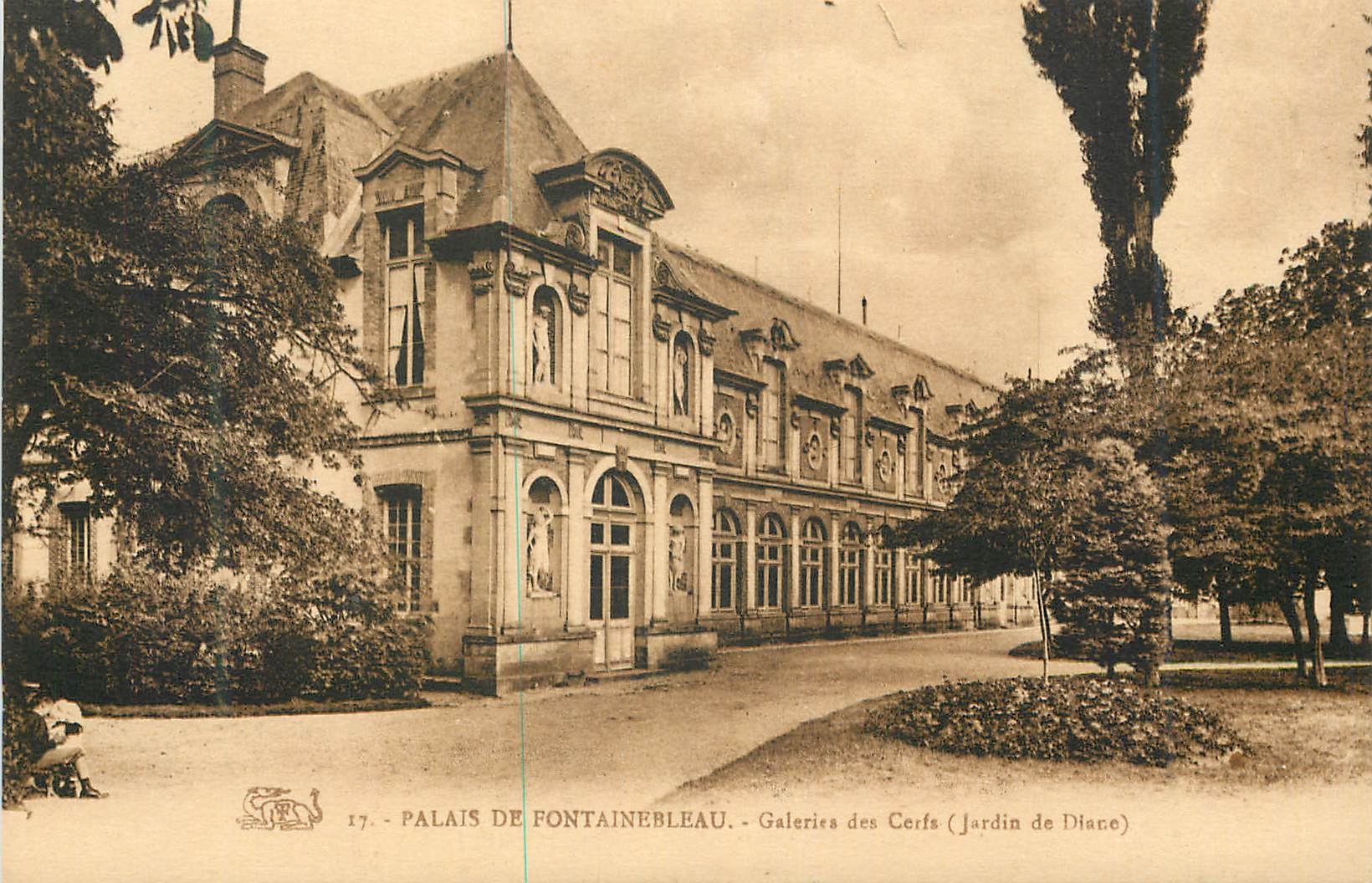 Palais de Fontainebleau — Galeries des Cerfs (Jardin de Diane) — série 17