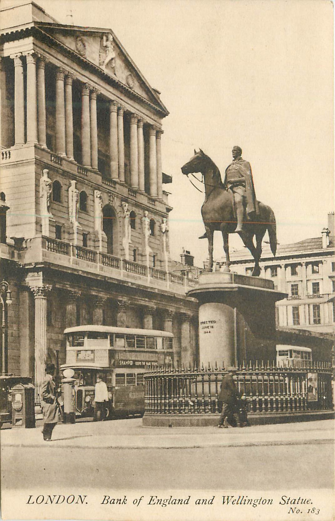 CPM London Bank of England and Wellington Statue