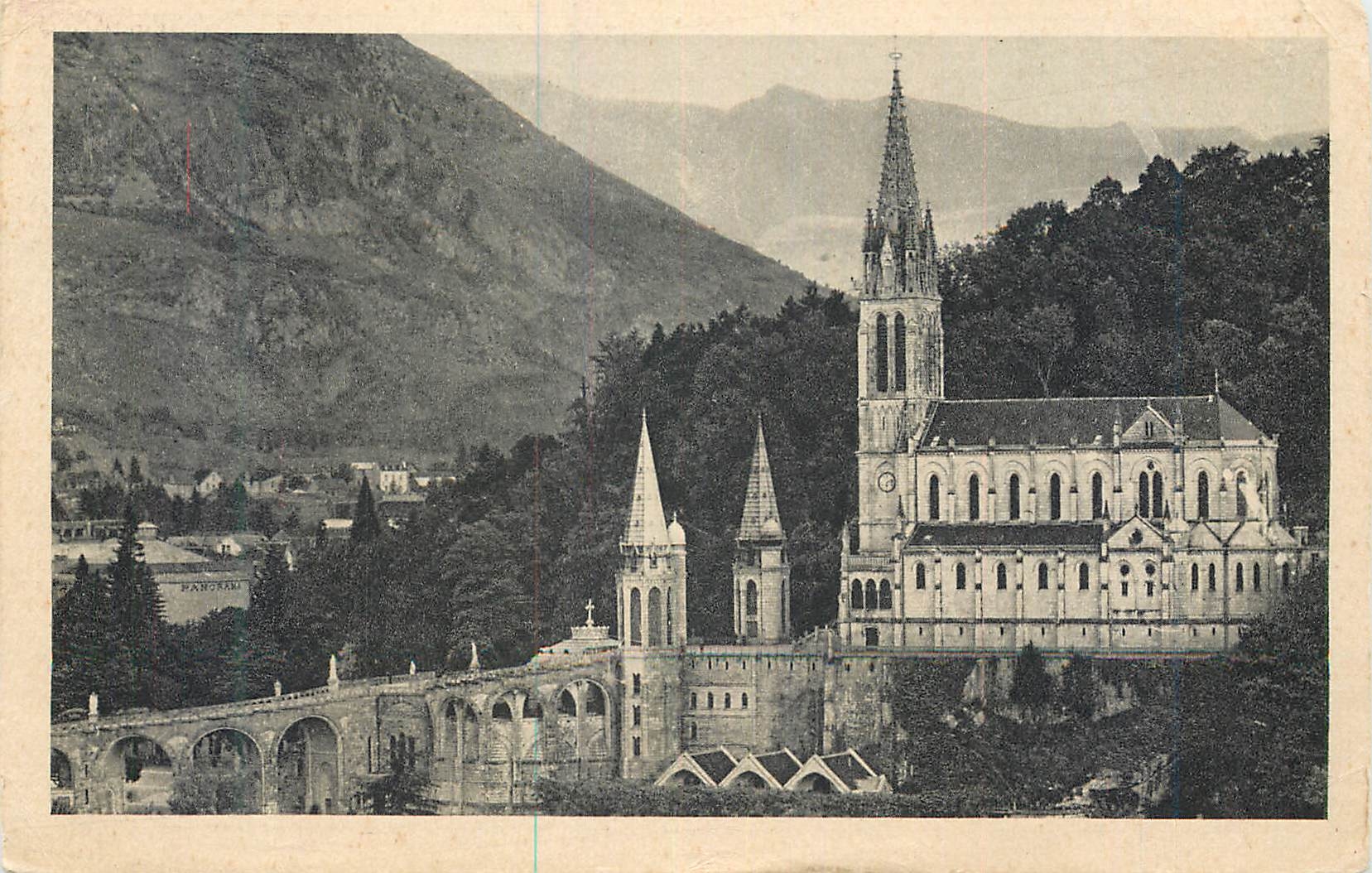 CPA Lourdes La Basilique et le Pic du Jer