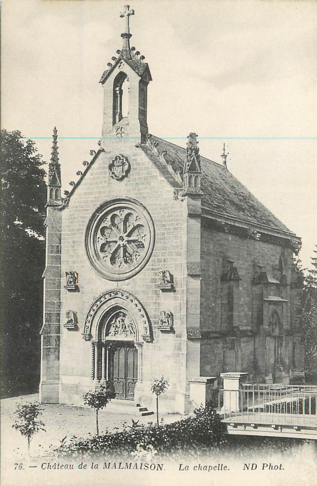 CPA Chateau de la Malmaison (Seine-et-Oise) La chapelle  Napoleon 1er