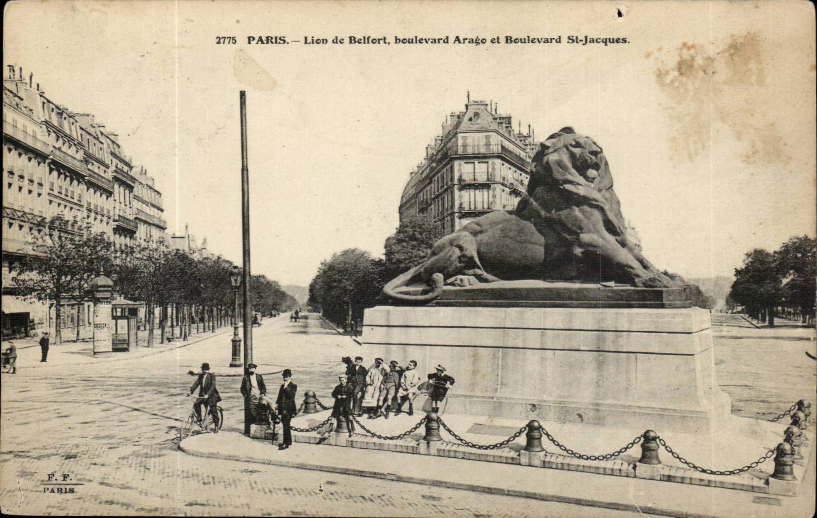 Paris 14 - Le Lion de Belfort - Boulevard Arago et St Jacques - CPA 