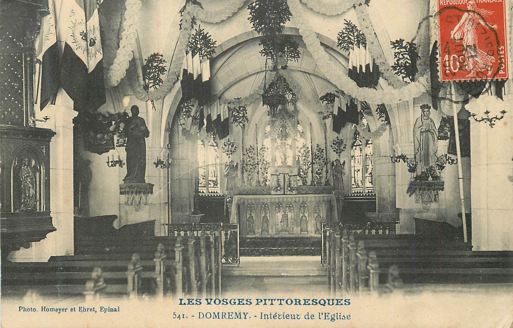 CPA Les Vosges Pittoresques Domremy Interieur de L'Eglise