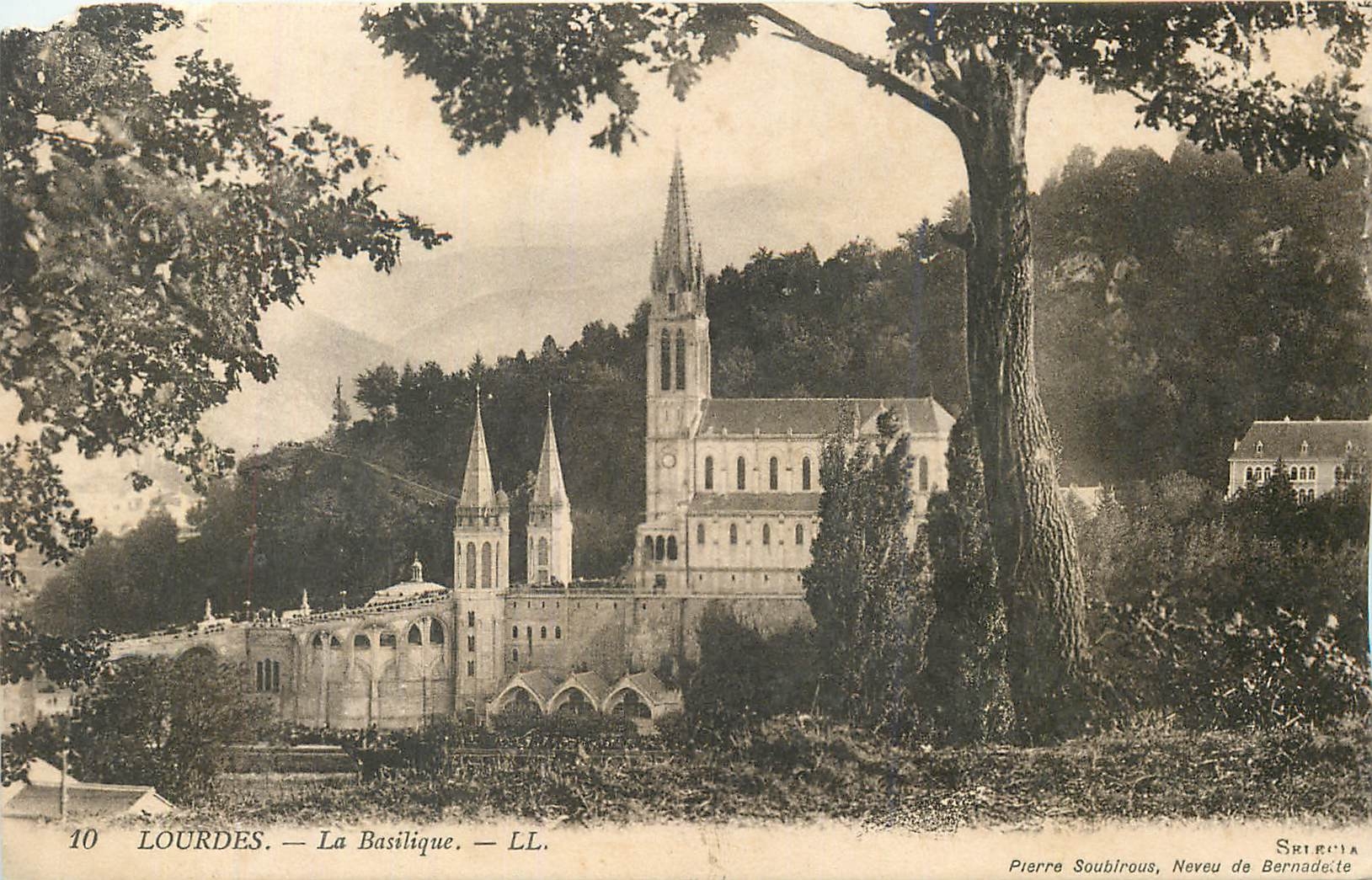 CPA Lourdes La Basilique LL