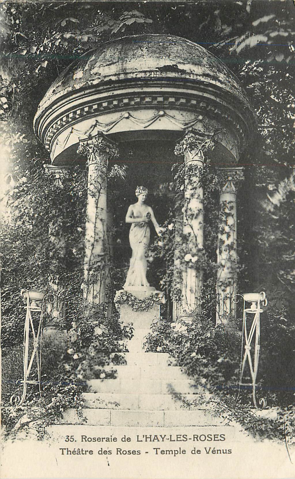 CPA Roseraie de l'Hay Les Roses Theathe des Roses Temple de Venus
