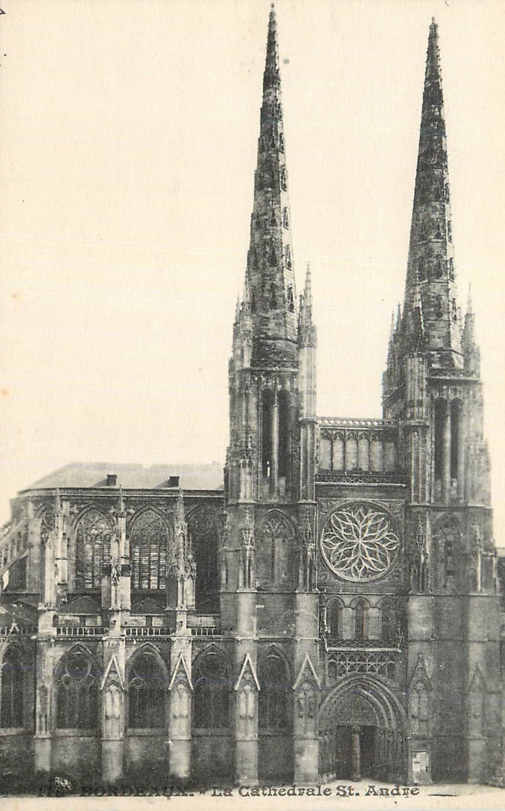 CPA Bordeaux La Cathedrale St Andre